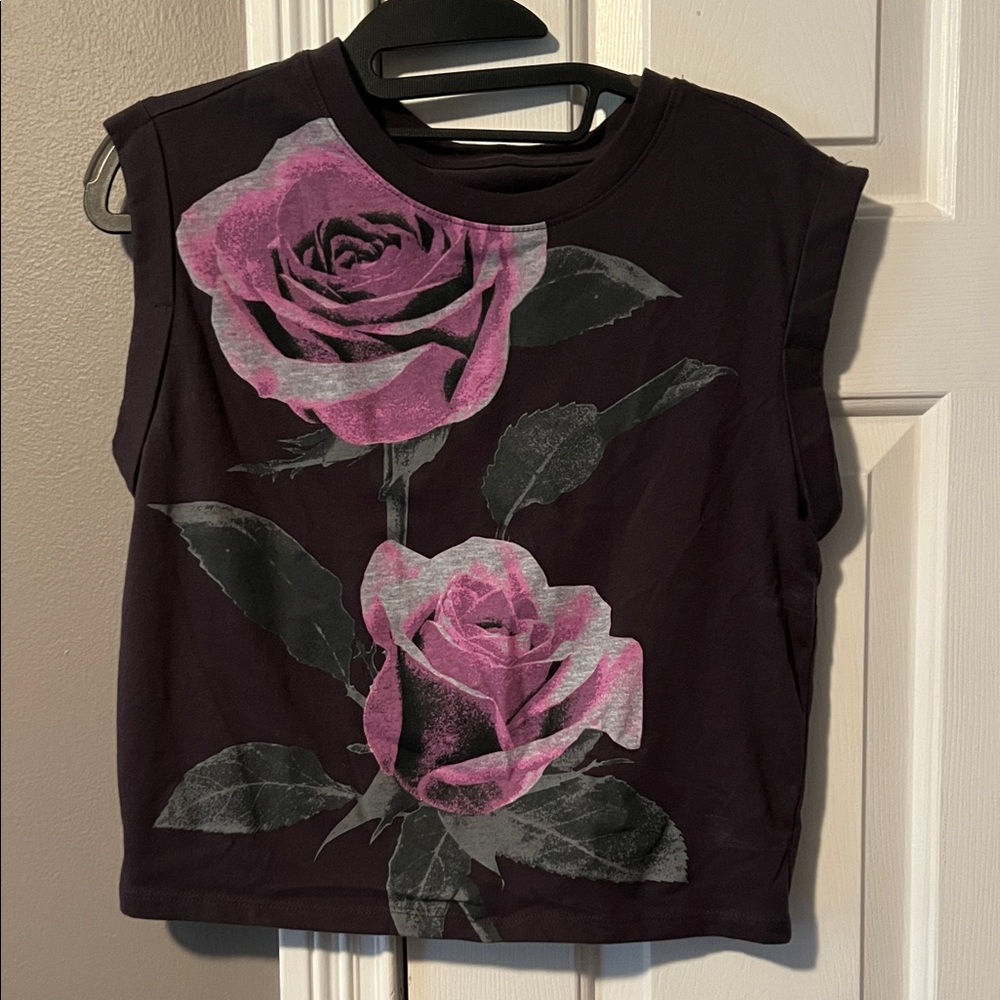 Floral Women’s Top - Black and Pink